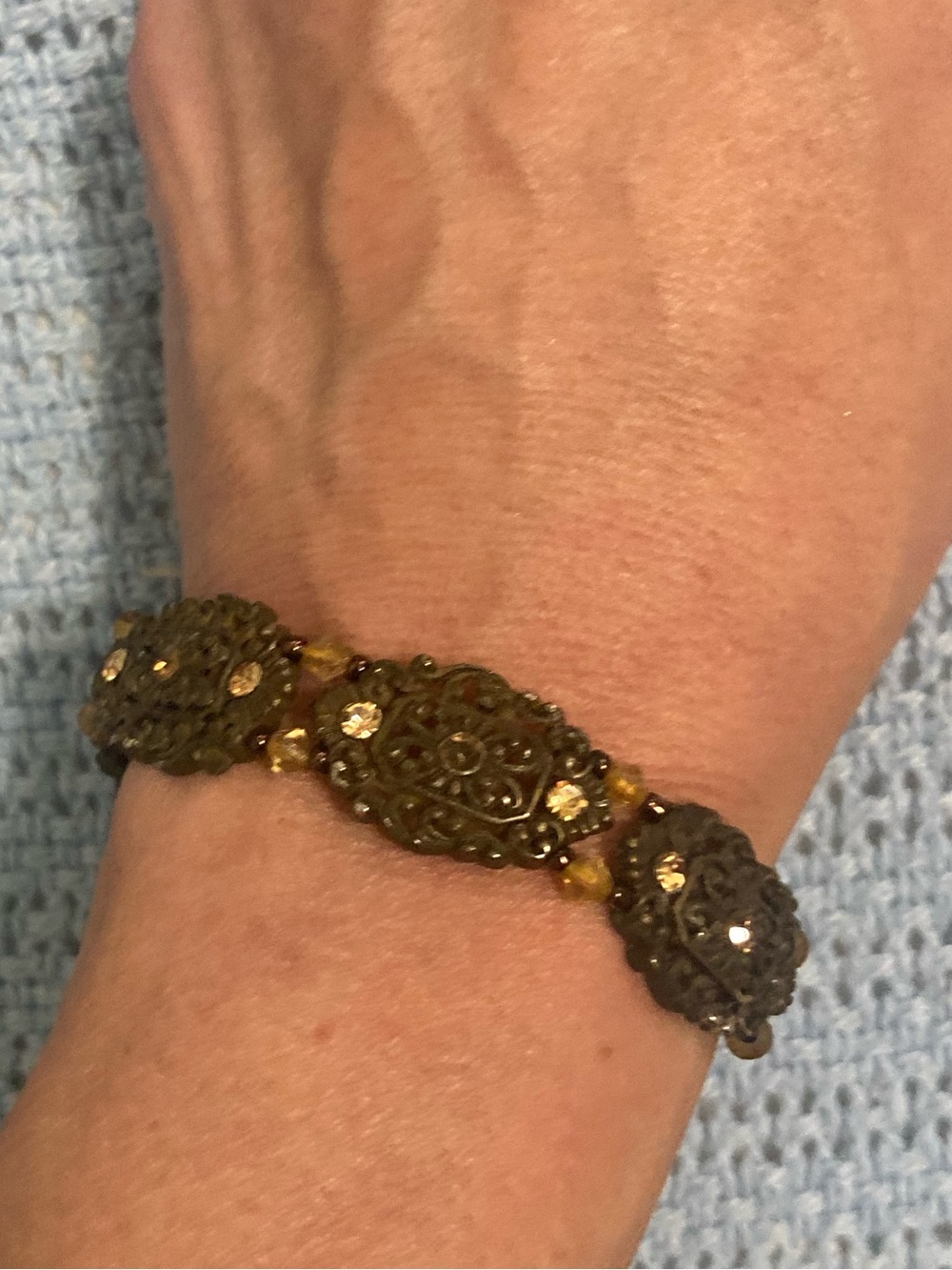 Antique Gold Filigree Link Bracelet with Amber Accents